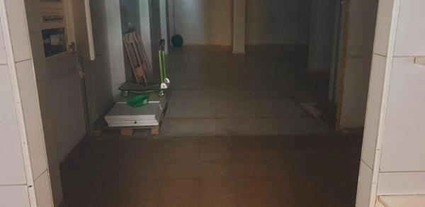 Local en Barrio Carrús Este