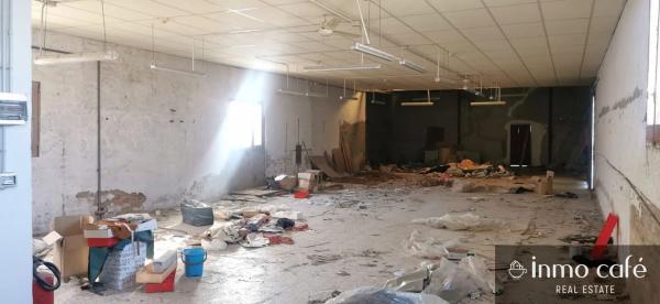 Nave en calle Violí Nou Violin Nuevo