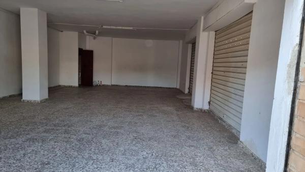 Local en calle Germans Navarro Caracena, 131