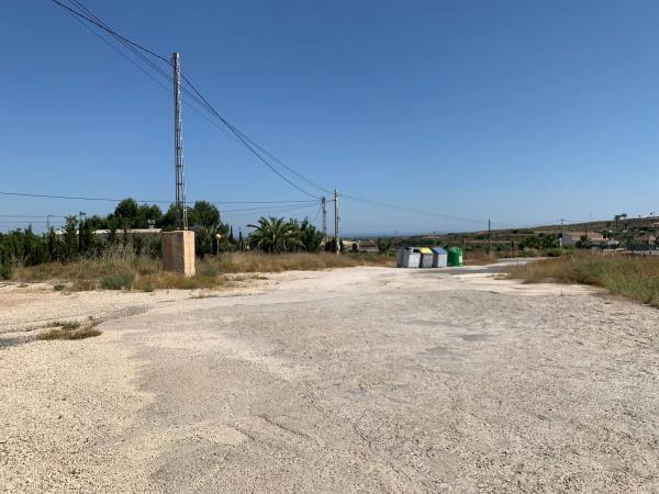 Nave en camino Castilla, 4 ,5