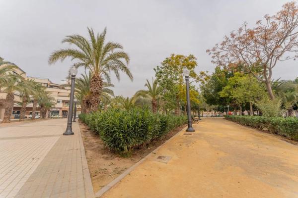 Local en Las Bayas-Asprillas