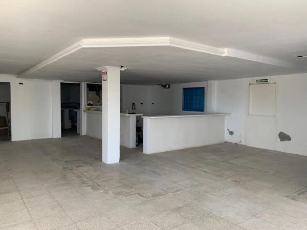 Nave en camino Castilla, 4 ,5