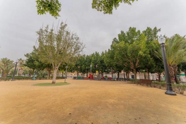 Local en Las Bayas-Asprillas