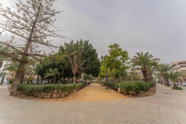 Local en Las Bayas-Asprillas