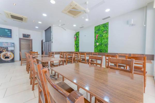 Local en Las Bayas-Asprillas