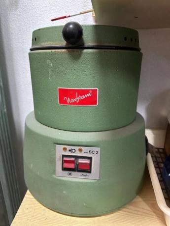 Local en calle Camilo Flammarion