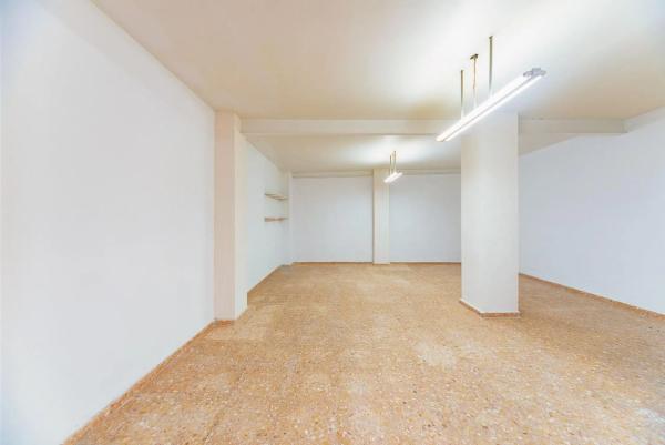 Local en calle Monserrate Guilabert Valero, 77