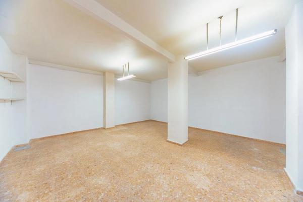 Local en calle Monserrate Guilabert Valero, 77