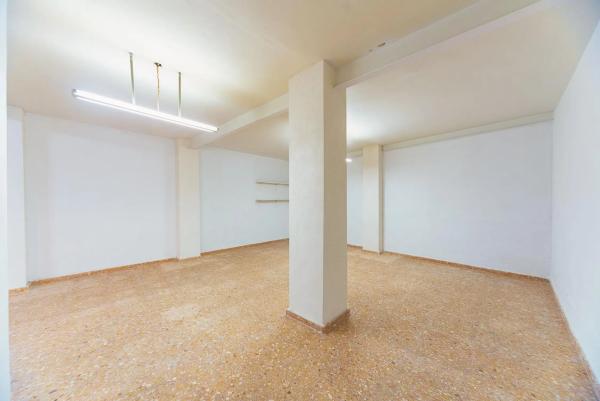 Local en calle Monserrate Guilabert Valero, 77