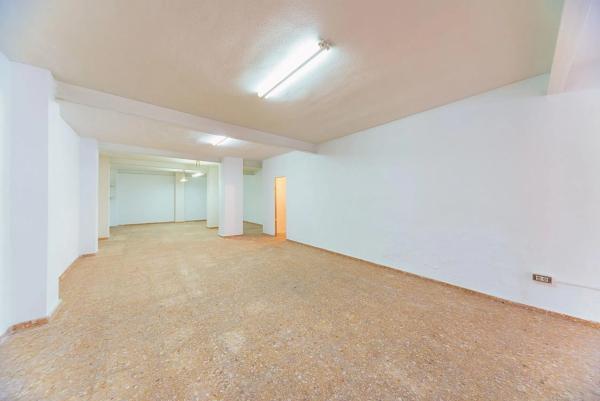 Local en calle Monserrate Guilabert Valero, 77