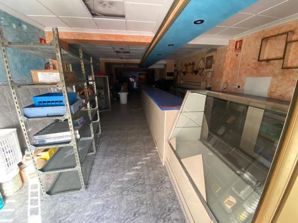 Local en Barrio Carrús Oeste