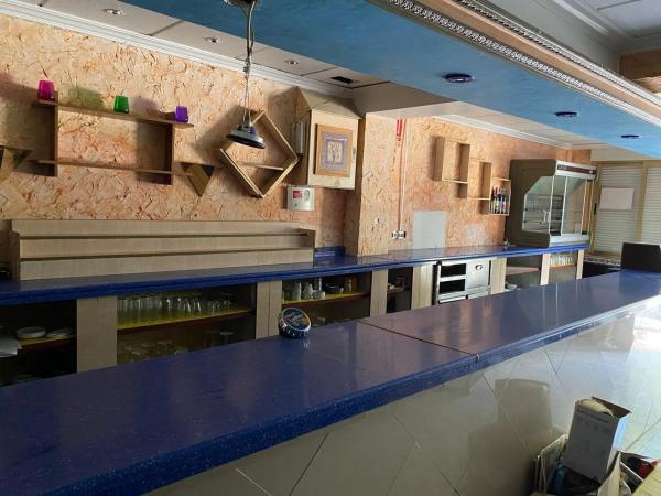 Local en Barrio Carrús Oeste