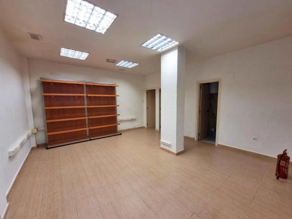 Local en Barrio Centro