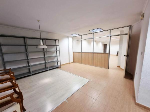 Local en Barrio Centro