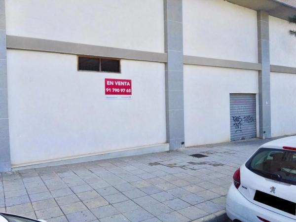 Local en calle Lérida