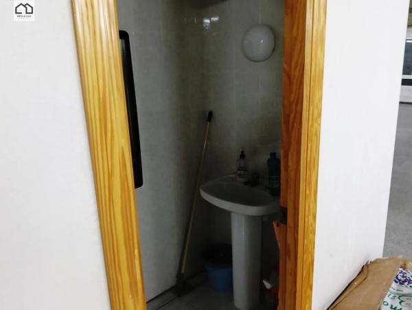 Local en Barrio Carrús Este