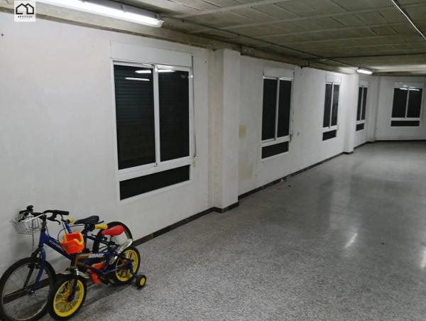 Local en Barrio Carrús Este