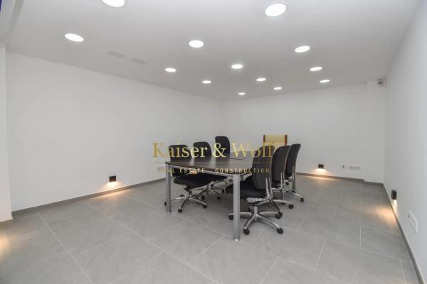 Local en calle Doctor Gabino Mira