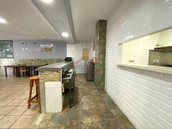 Local en avenida Sant Francesc