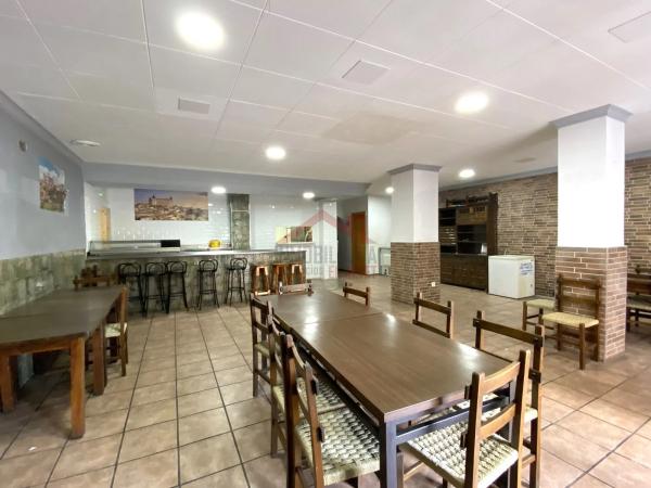 Local en avenida Sant Francesc