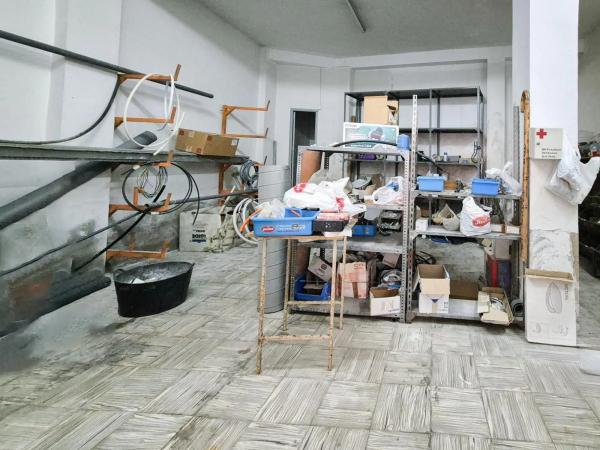 Local en calle Guillem Santacilia