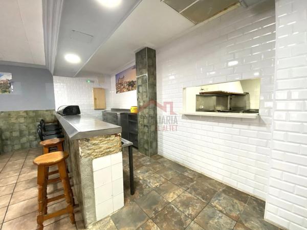 Local en avenida Sant Francesc