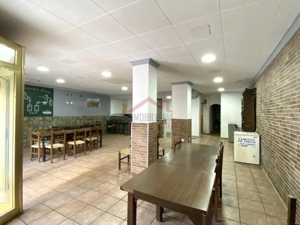 Local en avenida Sant Francesc