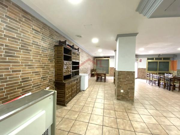 Local en avenida Sant Francesc