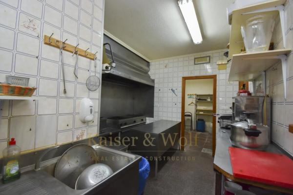 Local en calle Verónica, 30