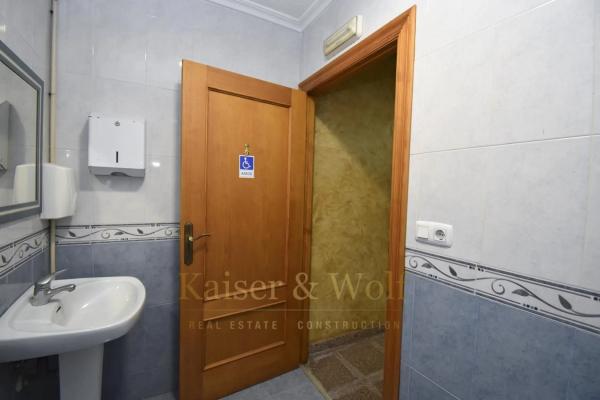 Local en calle Verónica, 30