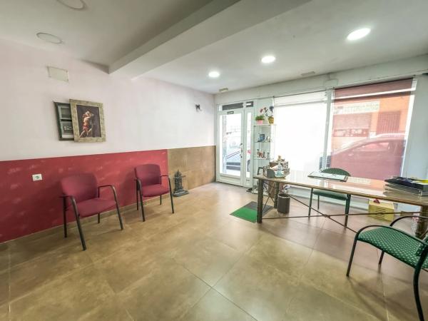 Local en calle Mariano Luiña