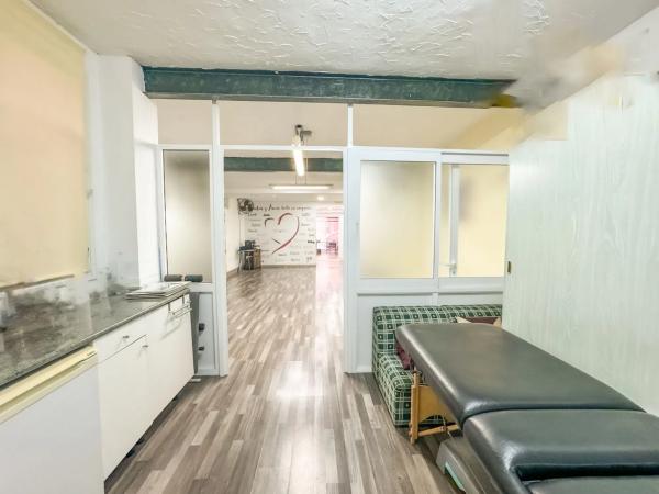 Local en calle Mariano Luiña