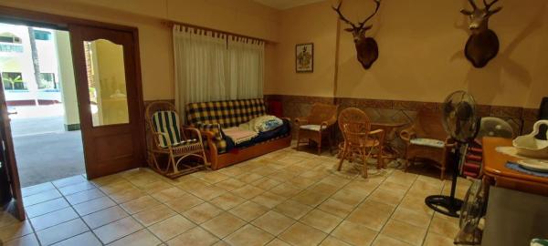 Local en Calas de Santa Pola este