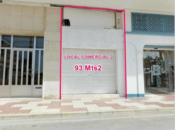 Local en avenida Alcalde Francisco Conejero Bas, 1