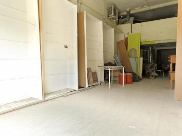 Local en avenida Alcalde Francisco Conejero Bas, 1