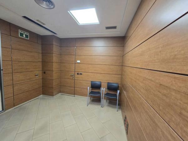 Local o nave en calle Blas Valero