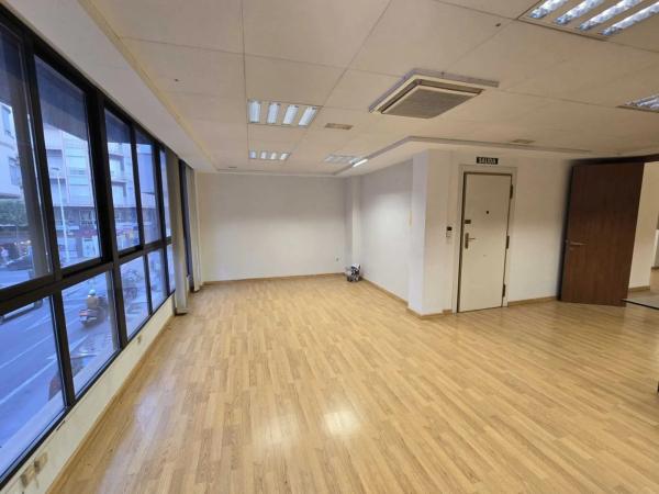 Local o nave en calle Blas Valero