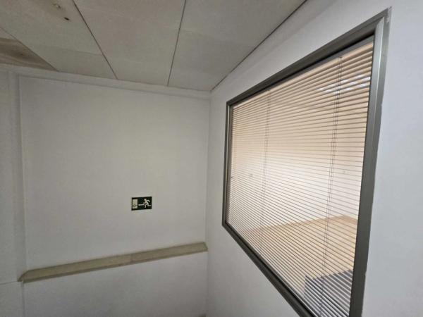 Local o nave en calle Blas Valero