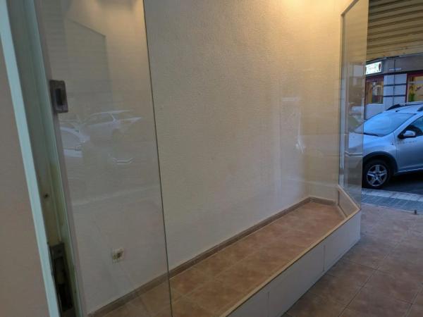 Local en Barrio San Crispín