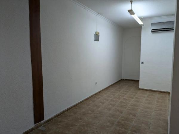 Local en Barrio San Crispín