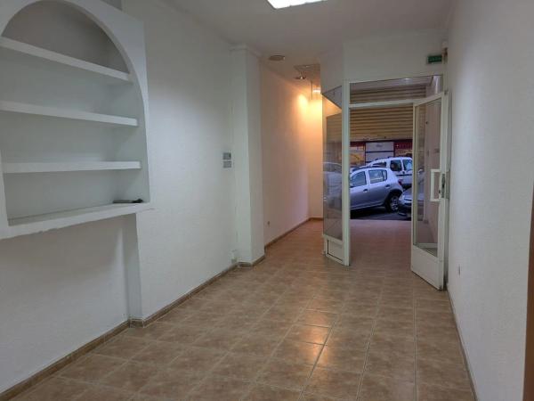 Local en Barrio San Crispín