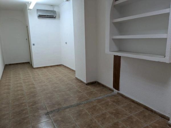 Local en Barrio San Crispín