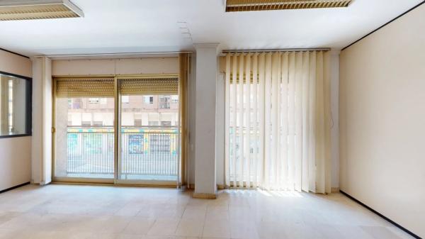 Local en Barrio Pont Nou-Corazón de Jesús