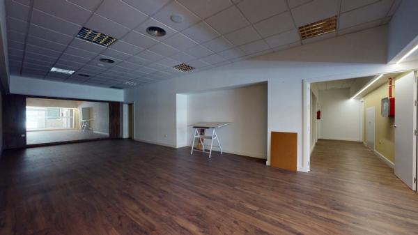 Local en Barrio Pont Nou-Corazón de Jesús