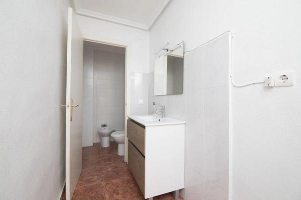 Local en La Hoya-Daimes-El Derramador