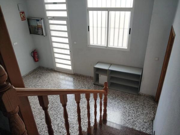 Nave en Barrio San Crispín