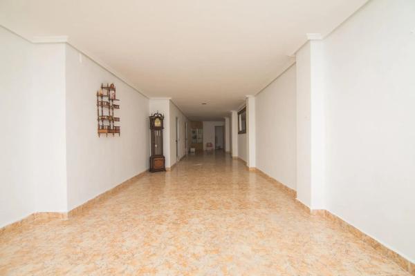 Local en La Hoya-Daimes-El Derramador