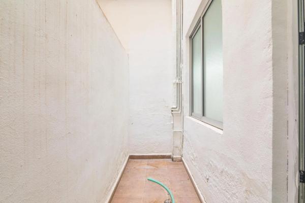 Local en La Hoya-Daimes-El Derramador