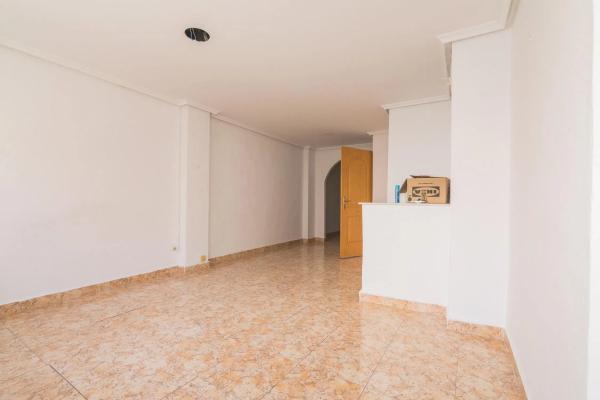 Local en La Hoya-Daimes-El Derramador