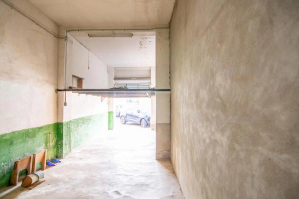 Local en pasaje Granada